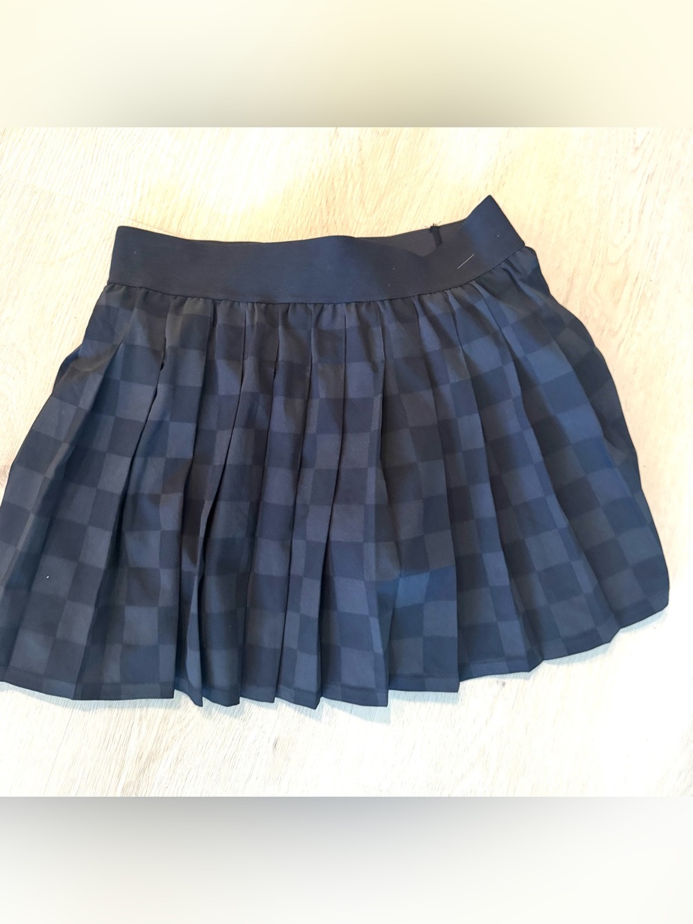 JoyLab Black Check Pleated Tennis Skirt with built in shorts Small, like new